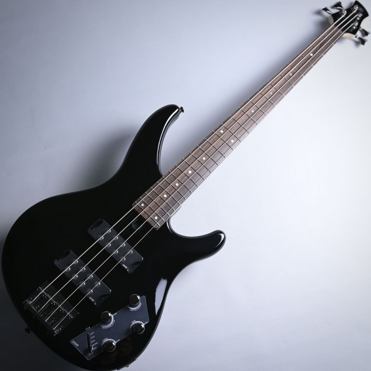 YAMAHA TRBX304 BL (ブラック) エレキベースTRBX300シリーズ