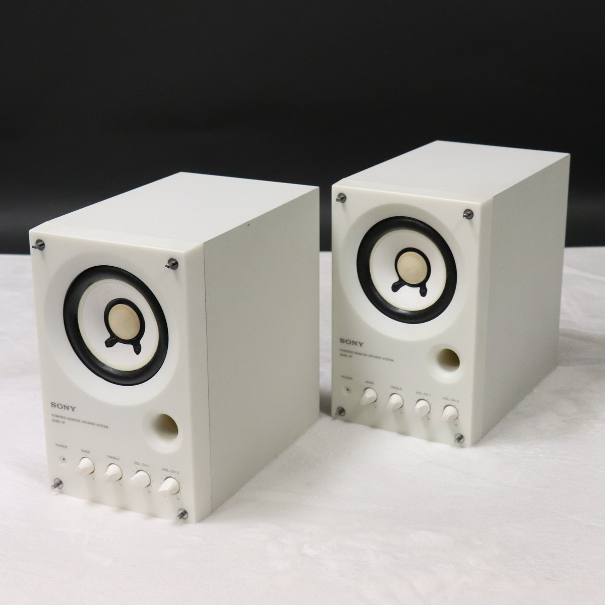 ☆良品 ソニー SMS-1P ペア ホワイト モニタースピーカー プロテクター付 SONY SMS-1P Pair 【SN 205530/205529】 【梅田店】（中古）【楽器検索