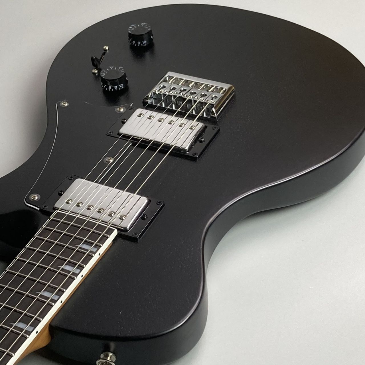 RYOGA HORNET Open Pore Black エレキギター ハムバッカー ベイクド