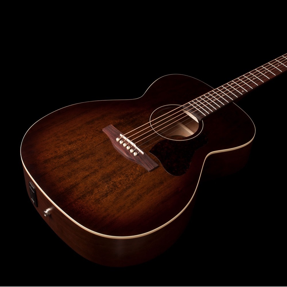 Art&Lutherie アートアンドルシアー Legacy Bourbon Burst アコースティックギター（新品/送料無料）【楽器検索デジマート】