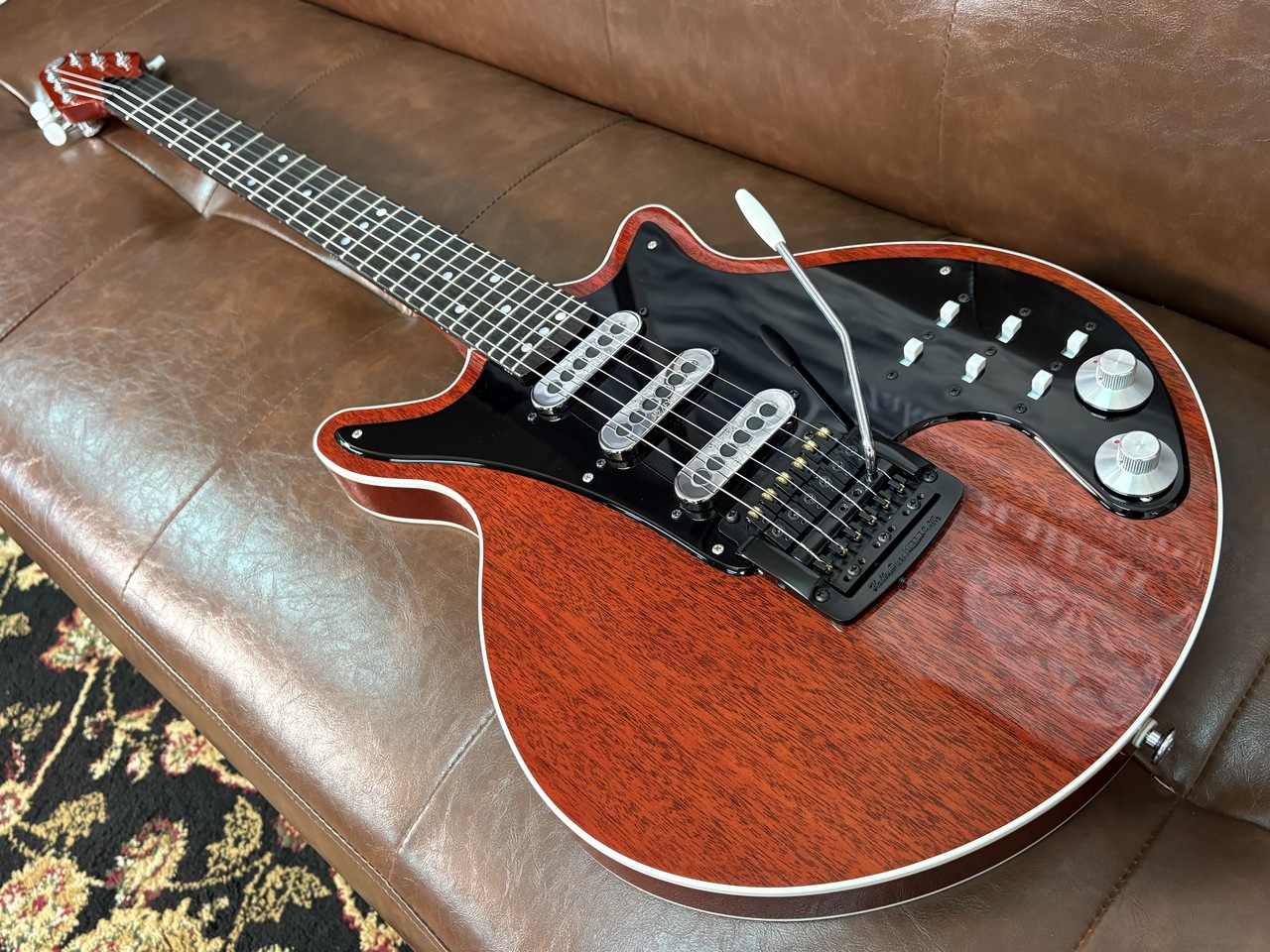 Kz Guitar RS Hybrid Junior /ブースター内蔵 Kz Guitar Works KZ RS Hybrid Junior w/Kz Treble Booster Mod