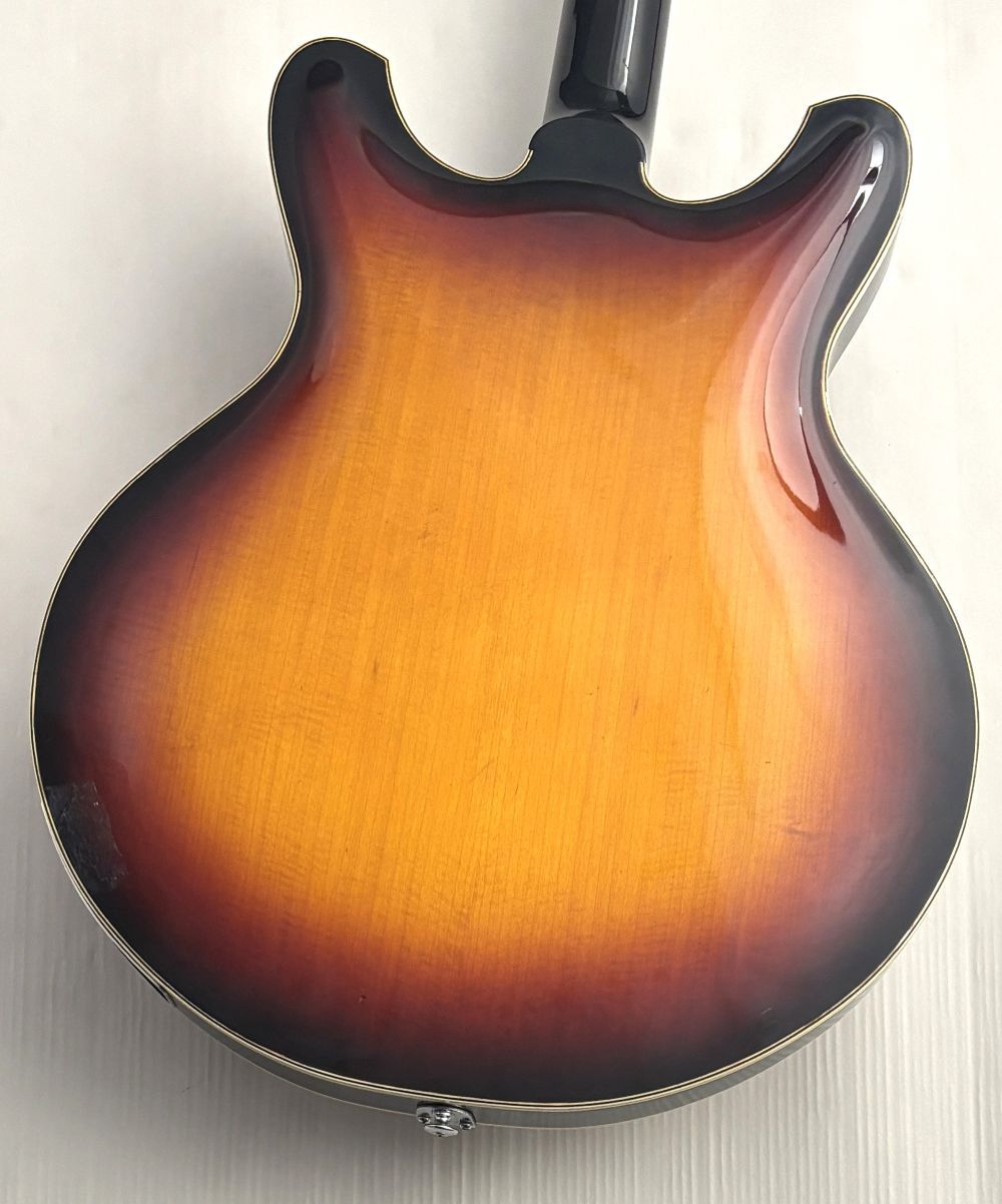 希少 YAMAHA エレキベース SA-70 セミアコタイプ 本体のみ ジャンク