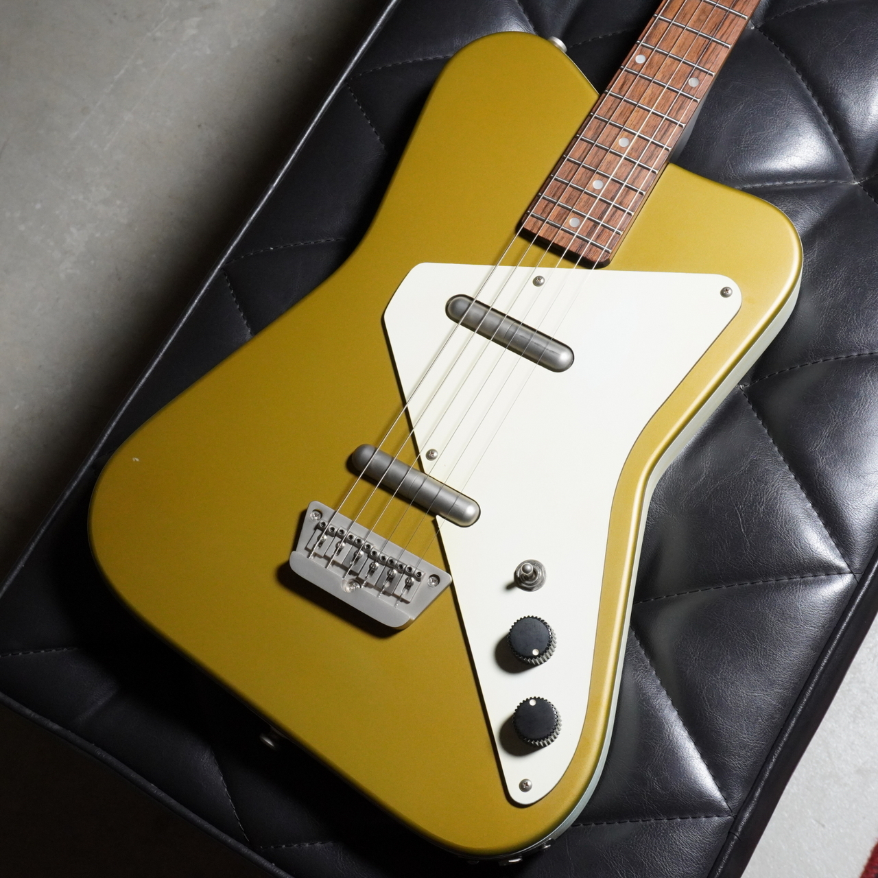 danelectro DANO pro ダノプロ 保証書付き Danelectro Dano Pro Electric Guitar - What To Know & Where