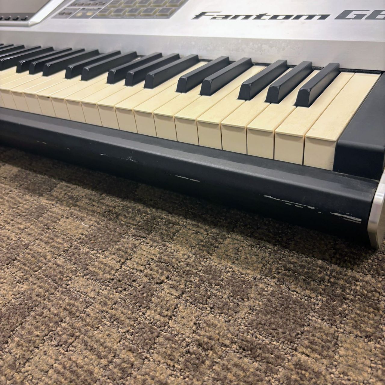 Used Roland Fantom G8 Roland FANTOM-G8【現物画像】(中古/送料無料)【楽器検索デジマート】