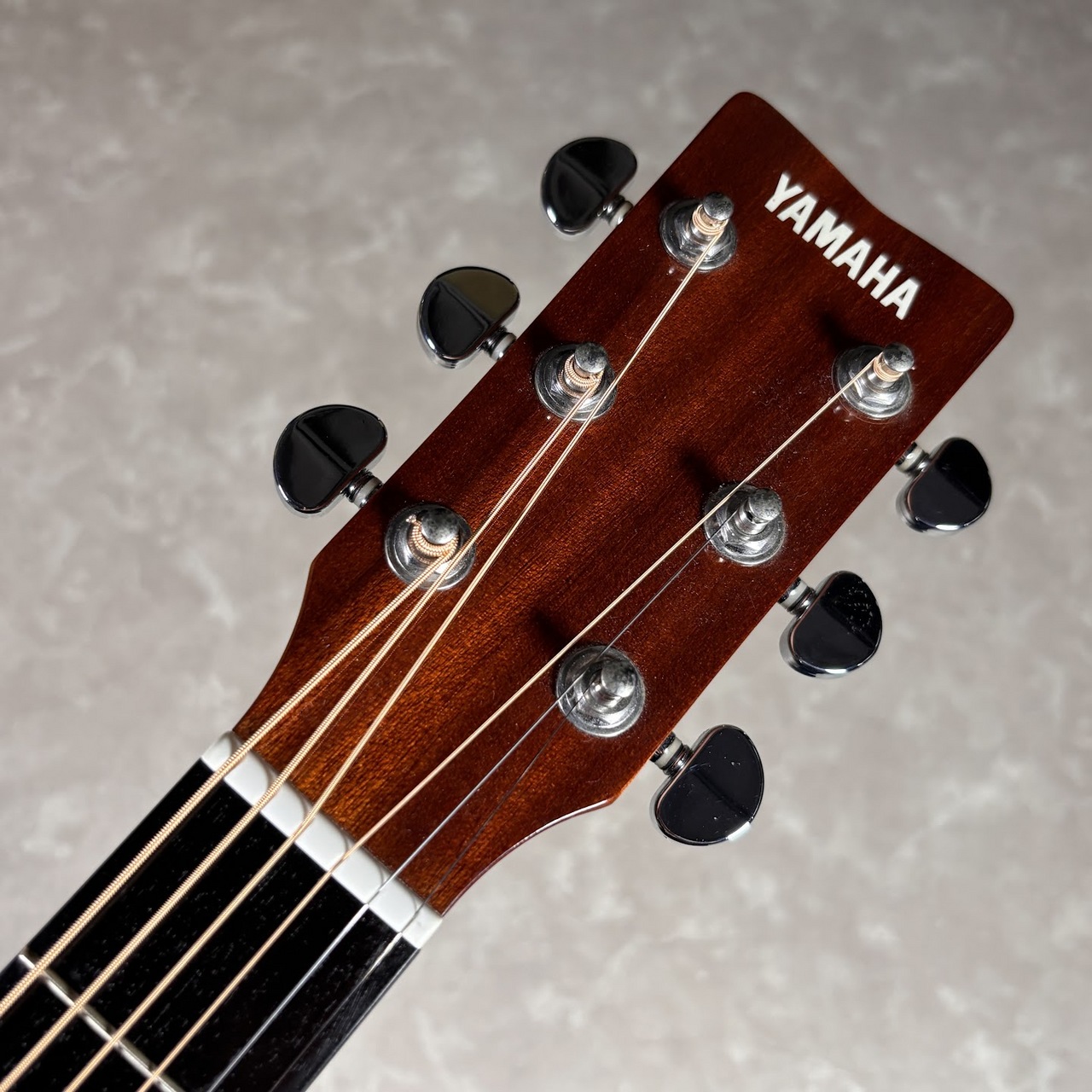 YAMAHA アコースティックギター F620DW ケース付 YAMAHA F620DW【現物画像】（中古/送料無料）【楽器検索デジマート】