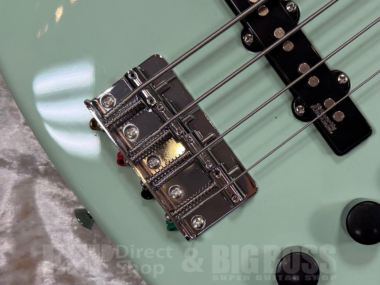 Markbass MAK-B/GV4/C-M SURF GREEN（新品/送料無料）【楽器検索