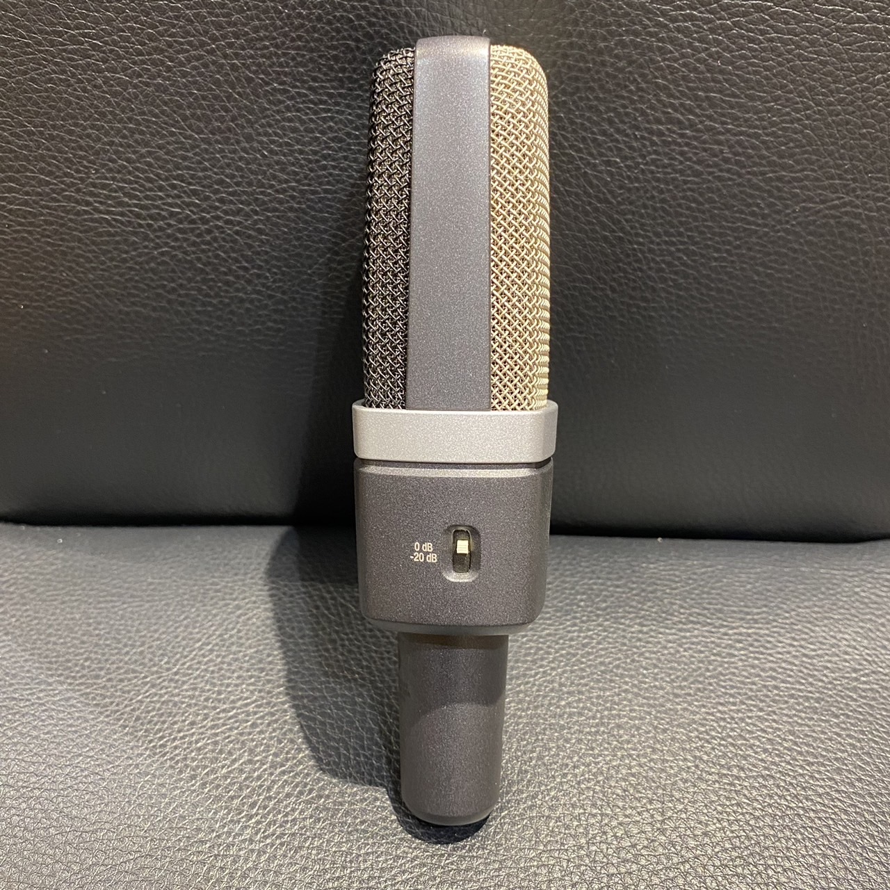 AKG C214-Y4【コンデンサーマイク】 【現物画像】（中古/送料無料）【楽器検索デジマート】