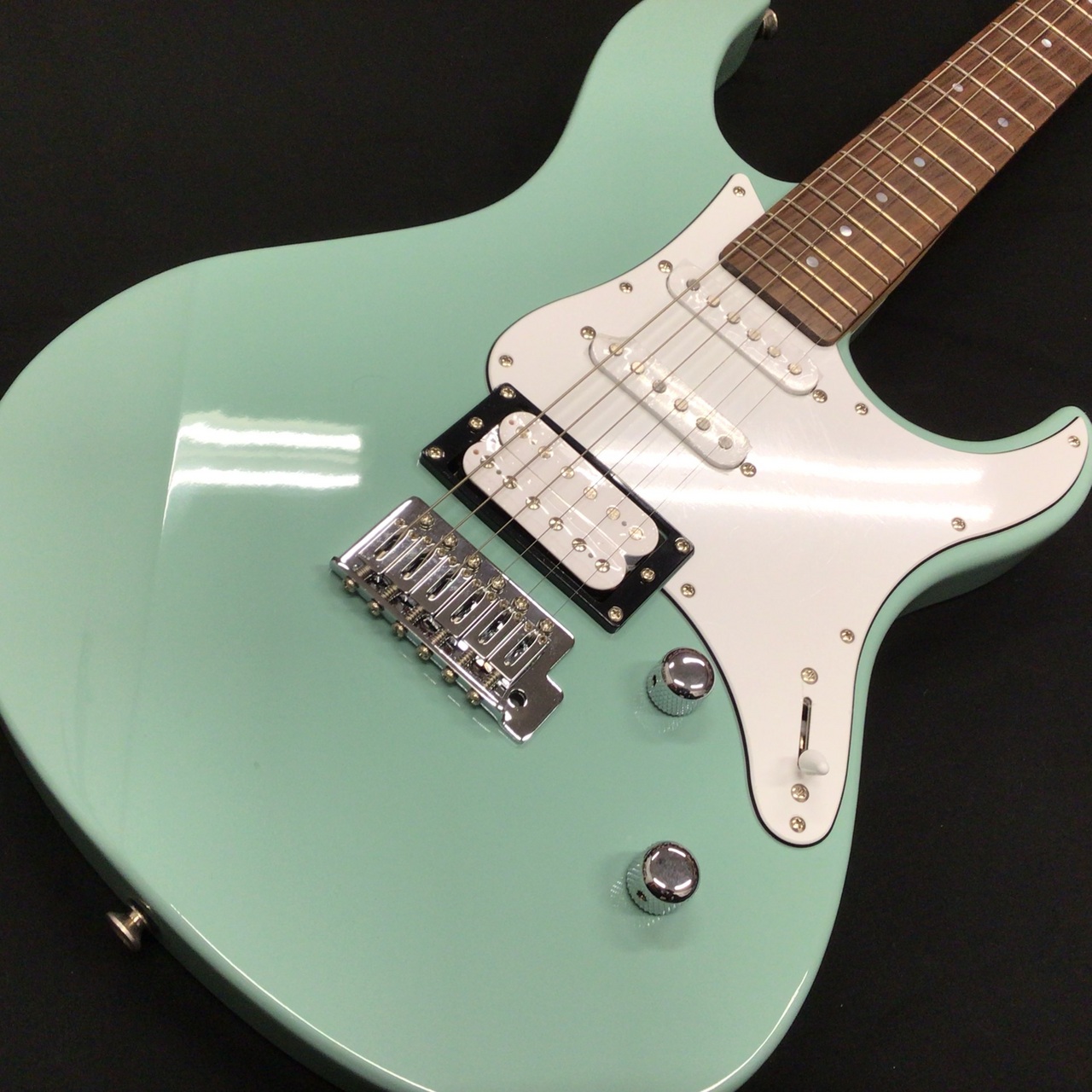 YAMAHA PACIFICA112V SOB(ソニックブルー)（新品/送料無料）【楽器検索