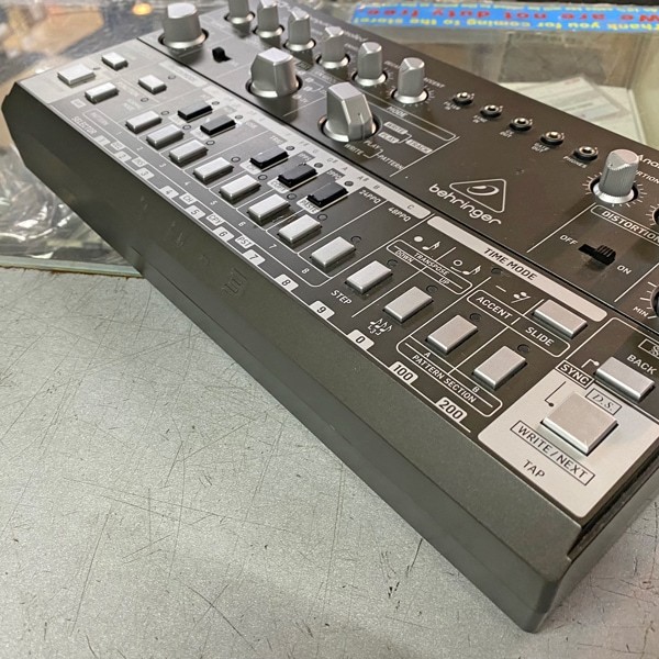 BEHRINGER TD-3-BK（中古）【楽器検索デジマート】