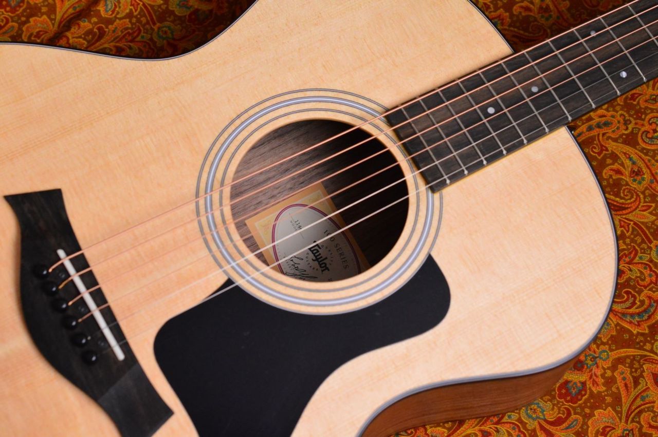 Taylor 114e Walnut エレアコギター【現物画像】（新品/送料無料