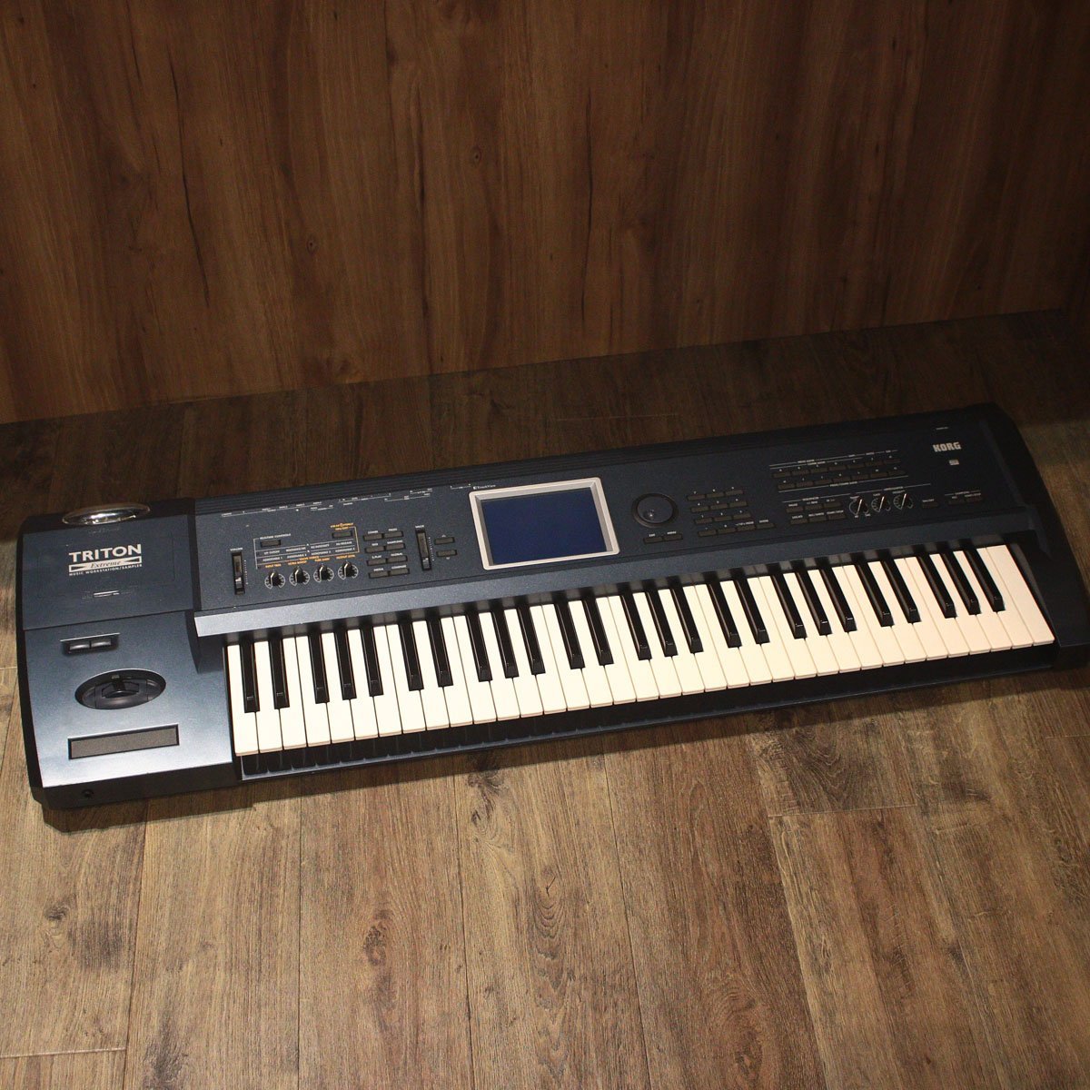 KORG TRITON Extreme 61 【渋谷店】（中古/送料無料）【楽器検索デジマート】