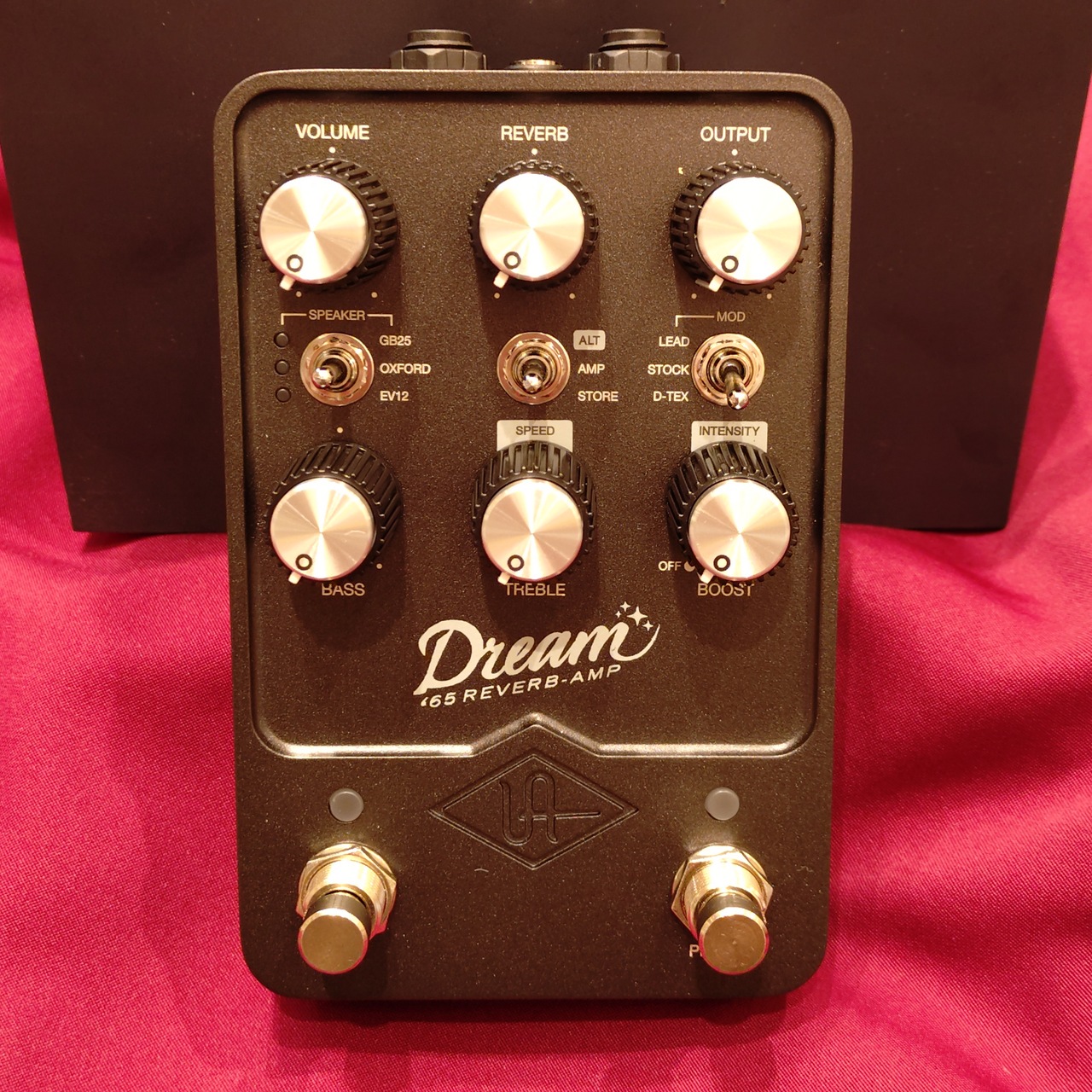 Universal Audio UAFX Dream '65 Reverb Amplifier【ウィンターセール