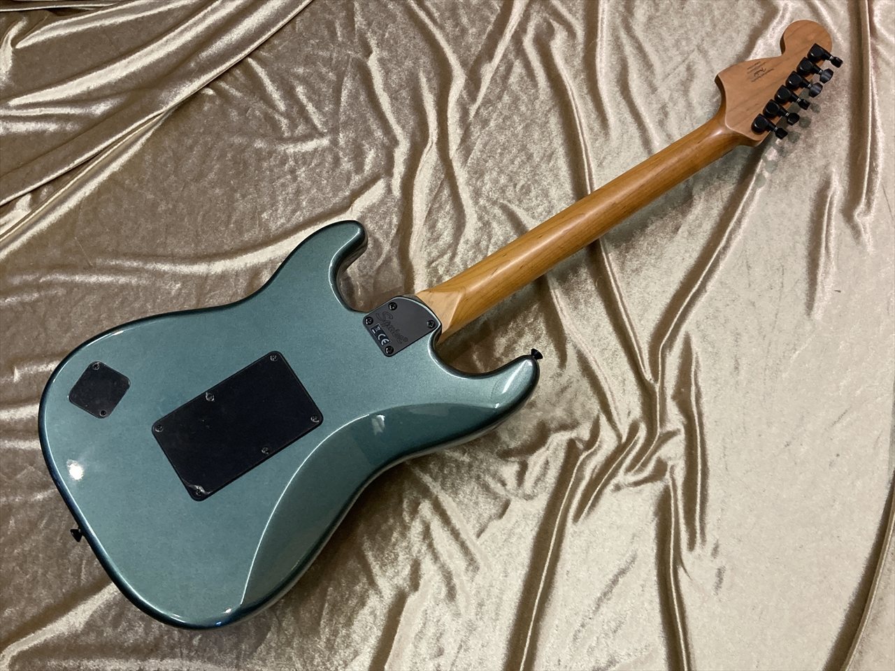 Squier by Fender Contemporary Stratocaster HH FR Roasted Maple