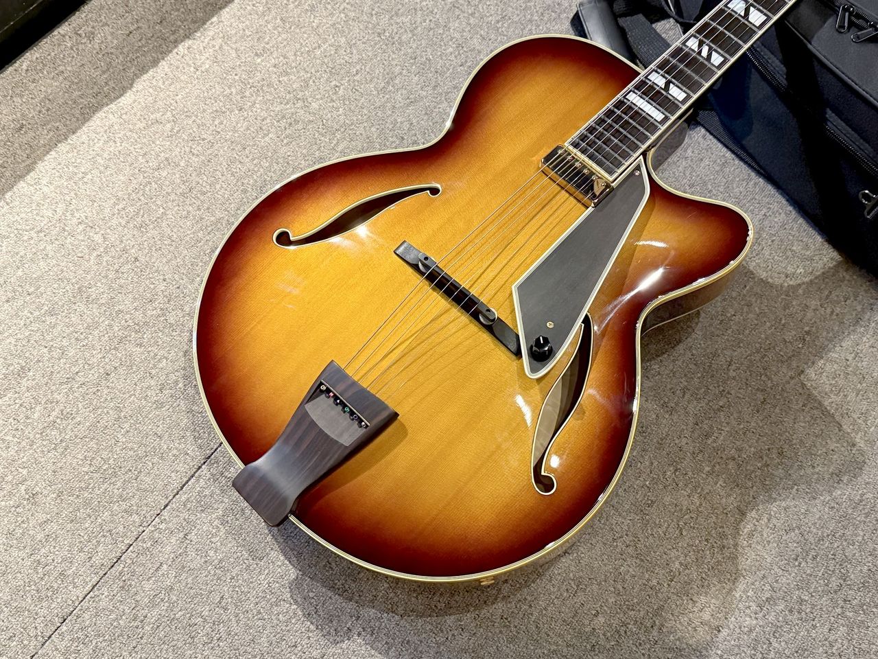 Angelica New Yorker D'Aquisto フルアコ　ギター Angelica New Yorker D'Aquisto フルアコ ギター Angelica New Yorker