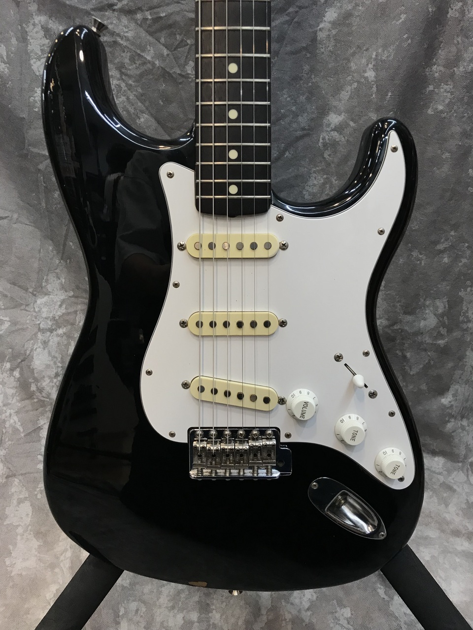 Fender Japan ST62 Lシリアル (フジゲン製)1991-1992 Fender Japan ST62-770LS(85LS)3TS 【Lシリアル】1992年製 買取