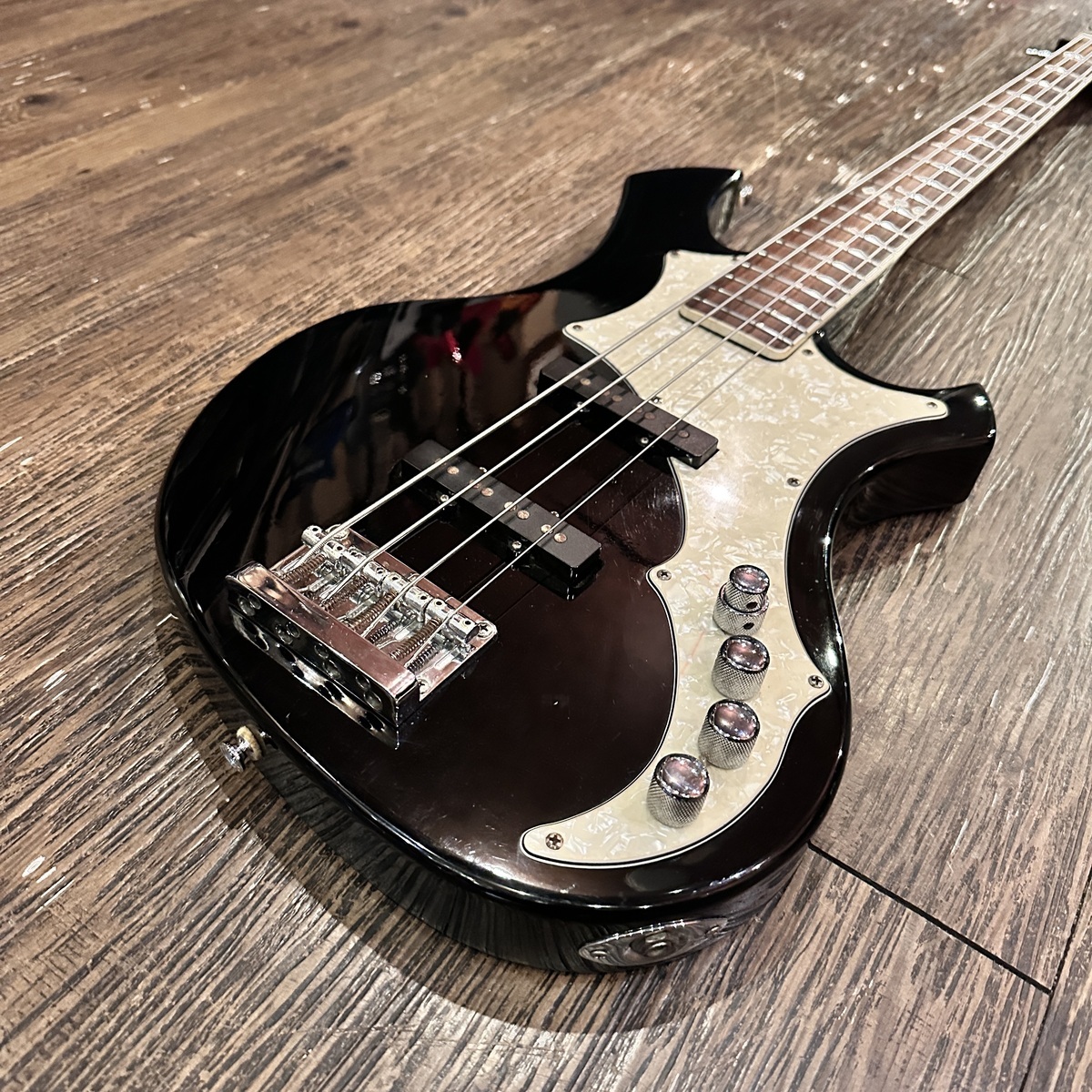 GrassRoots G-RF-62 the GazettE REITA Electric Bass(中古/送料無料 GrassRoots G-RF-62 the GazettE REITA Electric Bass(中古/送料無料