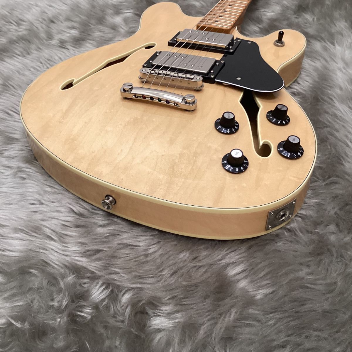 Squier by Fender 【中古】Classic Vibe STARCASTER Maple Neck