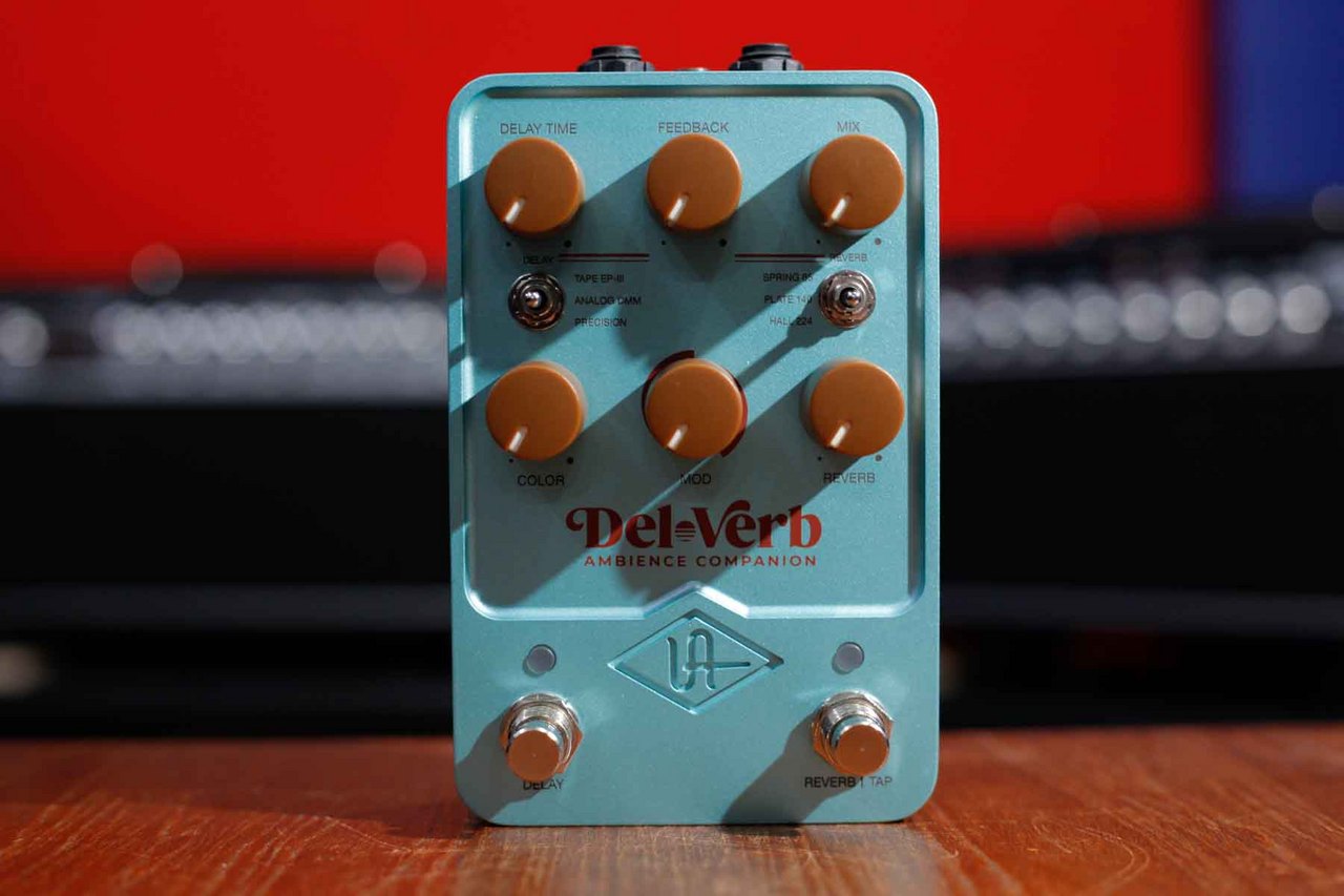 Universal Audio UAFX Del-Verb Ambience Companion メーカー純正