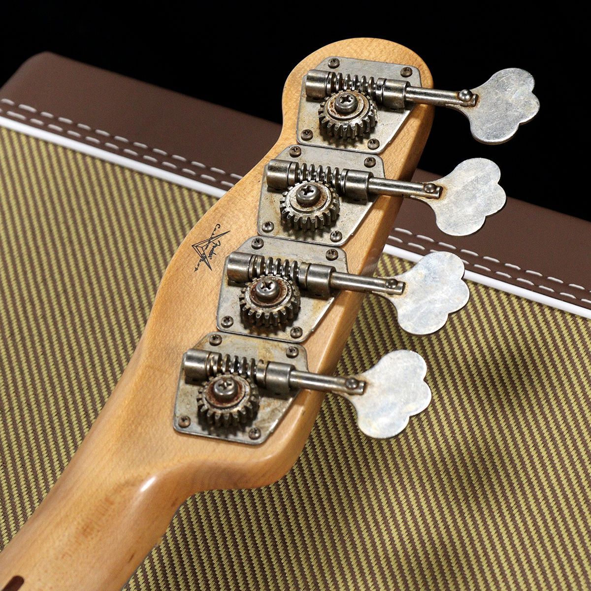 Fender Custom Shop 1954 P-Bass Journeyman Relic Aged 2tone