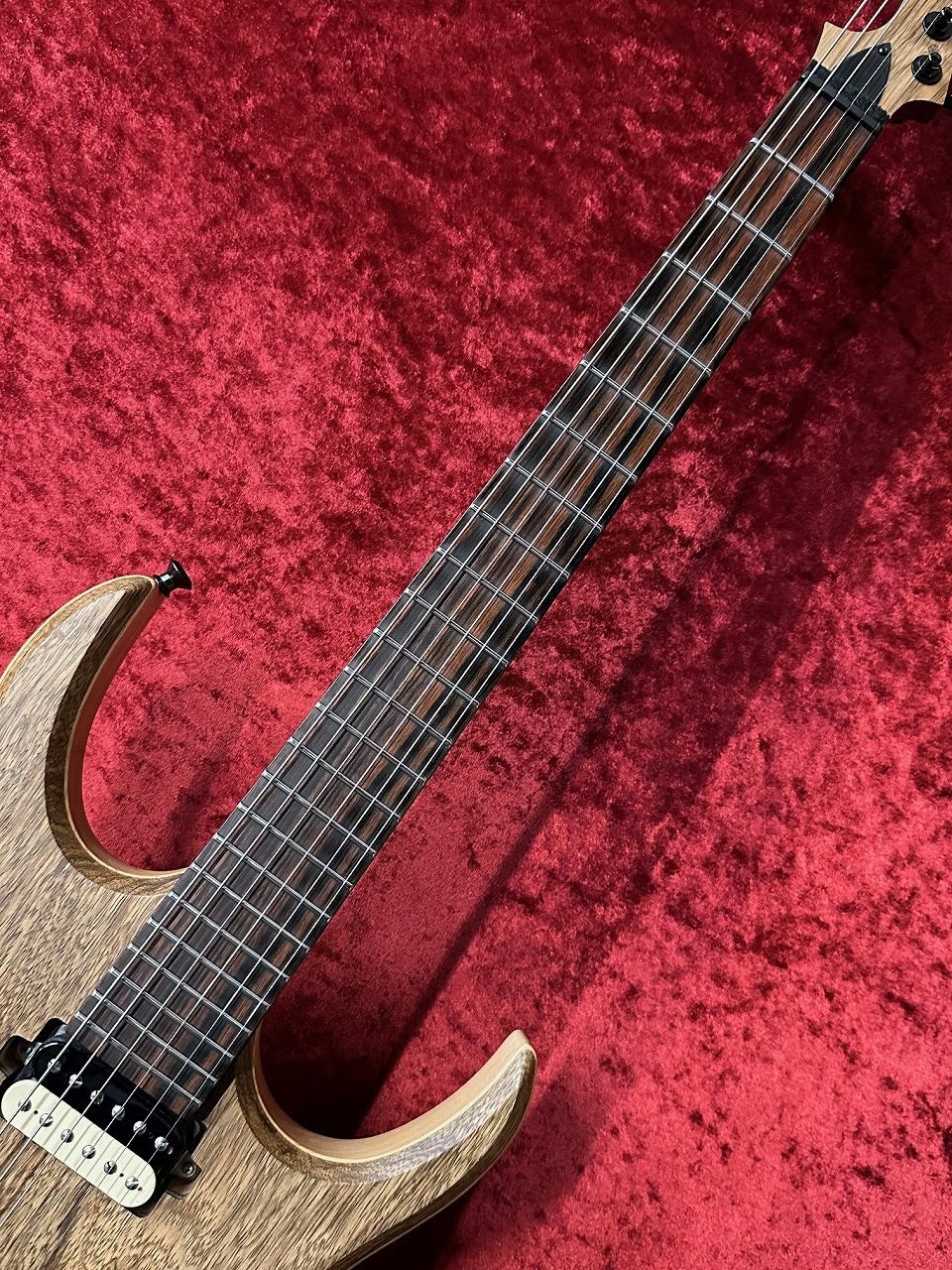 Skervesen Guitars Raptor 6 ≒2.975Kg【中古】（中古）【楽器