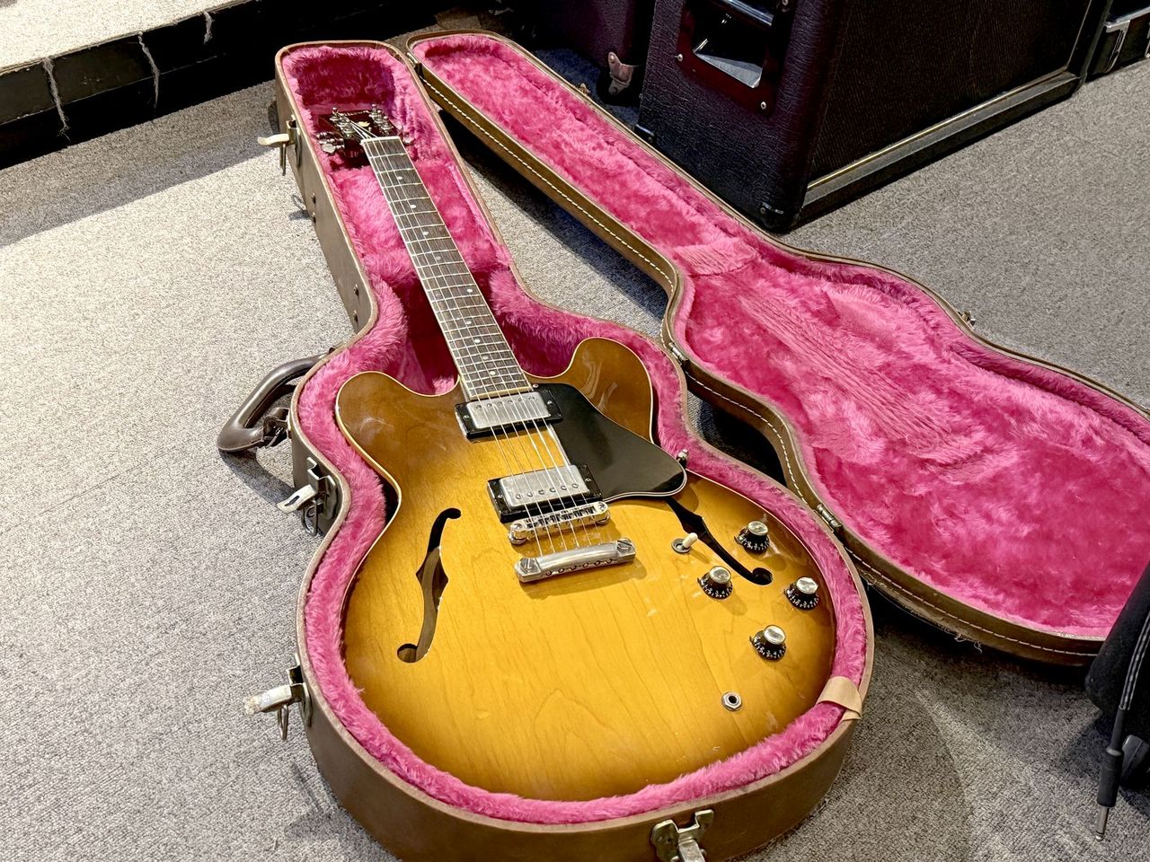 Gibson ES-335 Dot Vintage Sunburst 1987（ビンテージ）【楽器検索