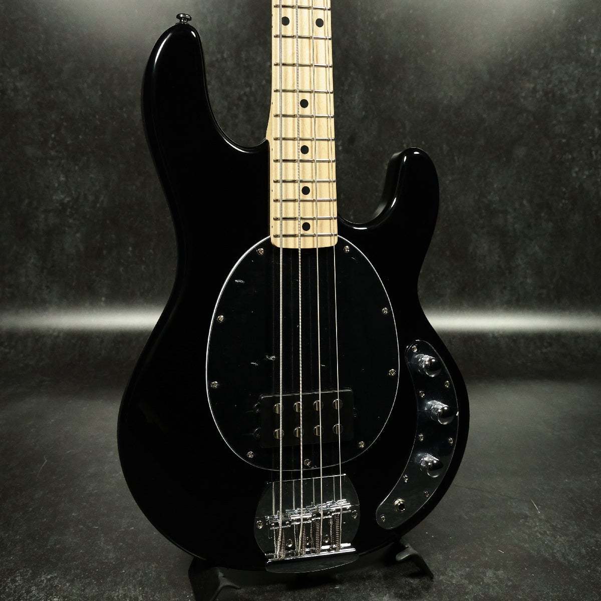 Sterling by MUSIC MAN SUB Series Ray4 Black 【名古屋栄店】（新品