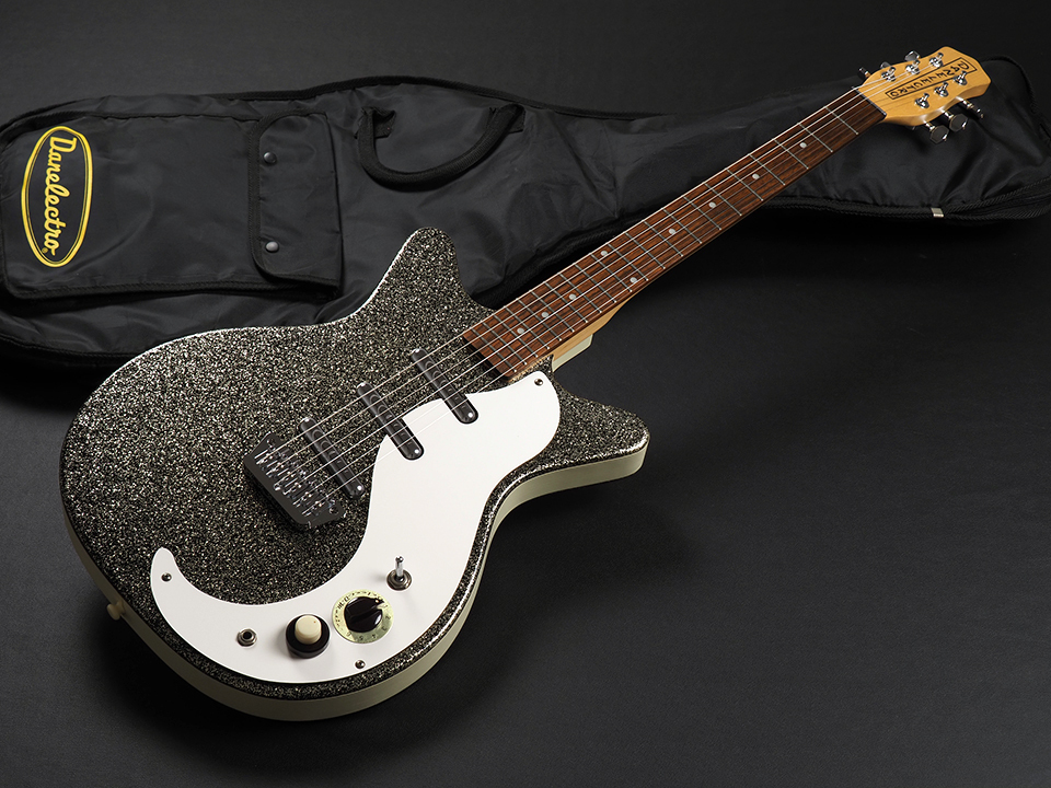 Danelectro DC-3 PRO ~Silver Metalflake~(中古)【楽器検索 Danelectro DC-3 PRO ~Silver Metalflake~(中古)【楽器検索