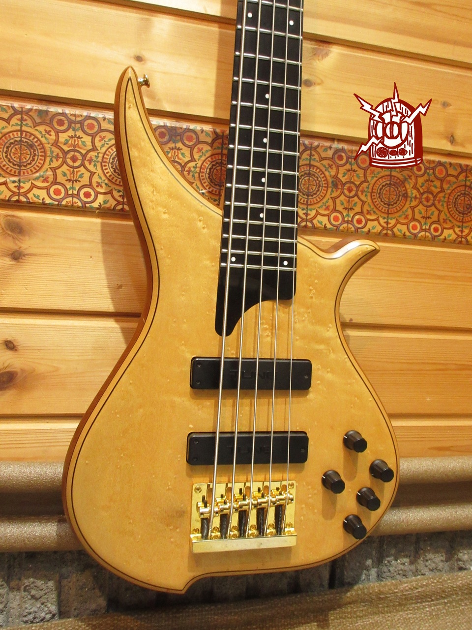 超美品TUNE TWB-6Exotic Birdseye Maple６弦TUNE 超美品TUNE TWB-6Exotic Birdseye Maple6弦TUNE Bibian 比比昂