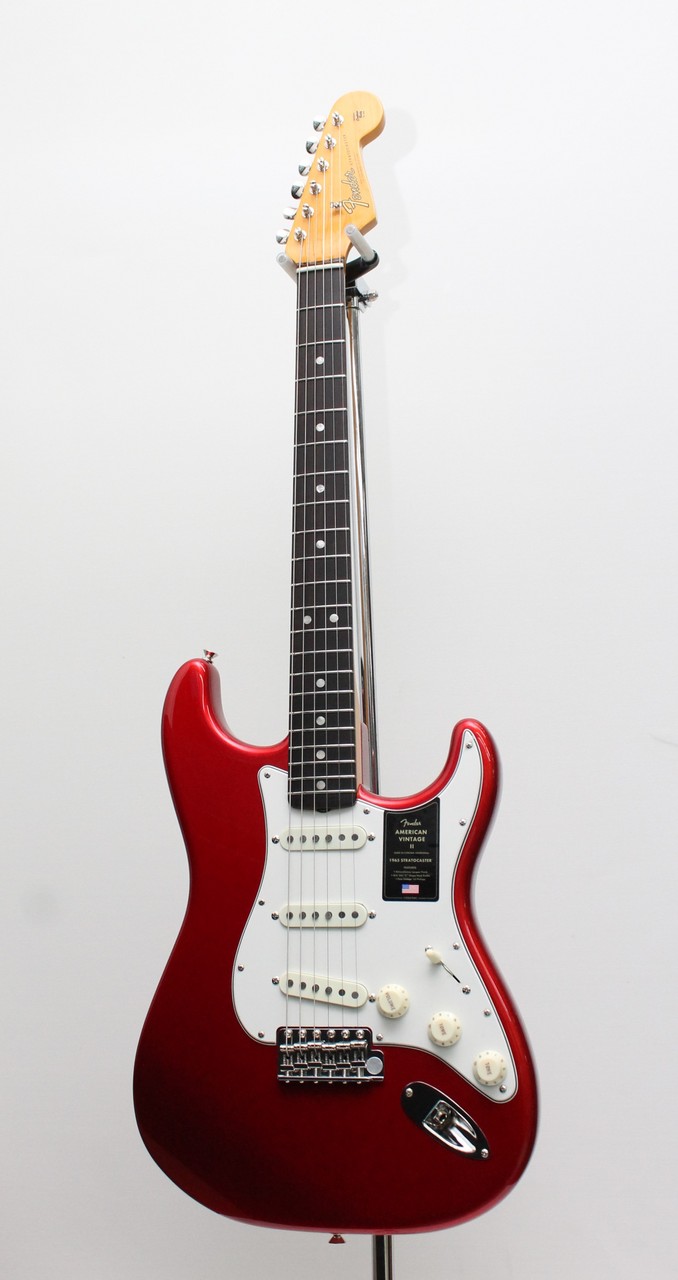 Fender American Vintage II 1965 Stratocaster / Candy Apple Red