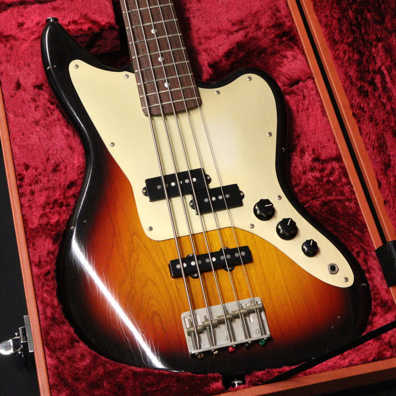 Black Smoker TRAD MASTER BETA-JMB5 MISA （新品/送料無料