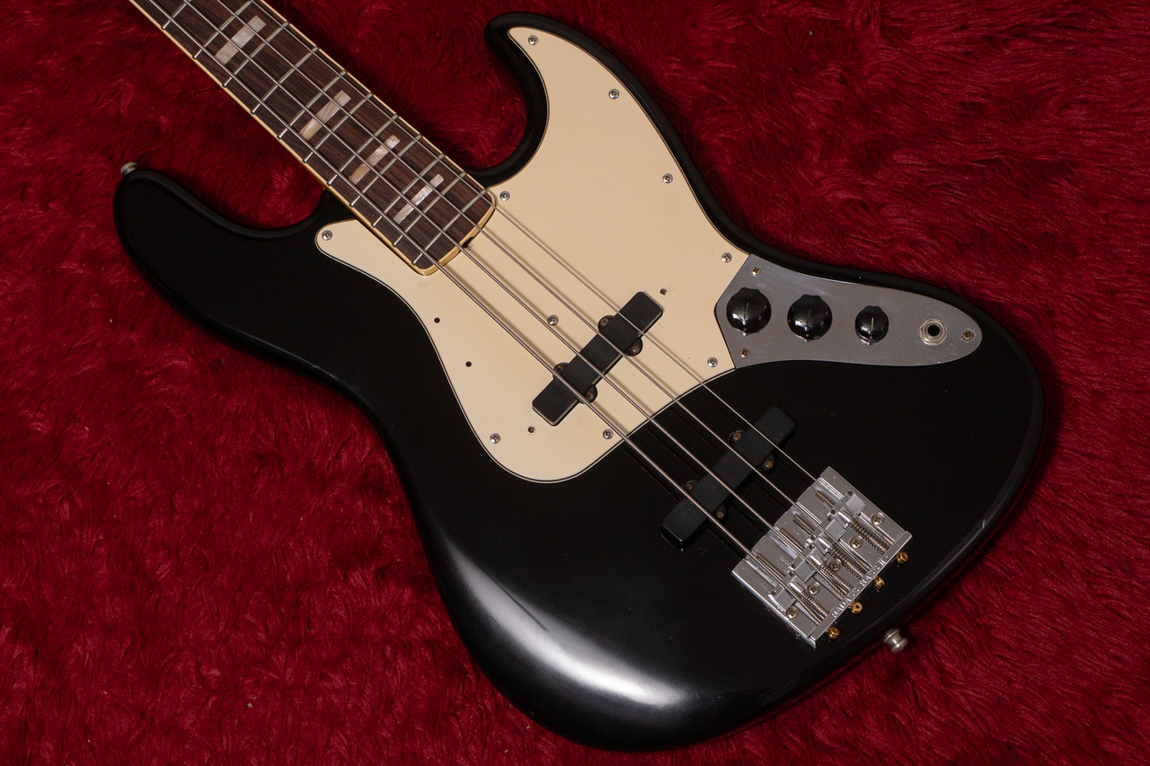 Fender 1972 Jazz Bass EMG mod. Refinish BLK 1972 4.075kg #346490