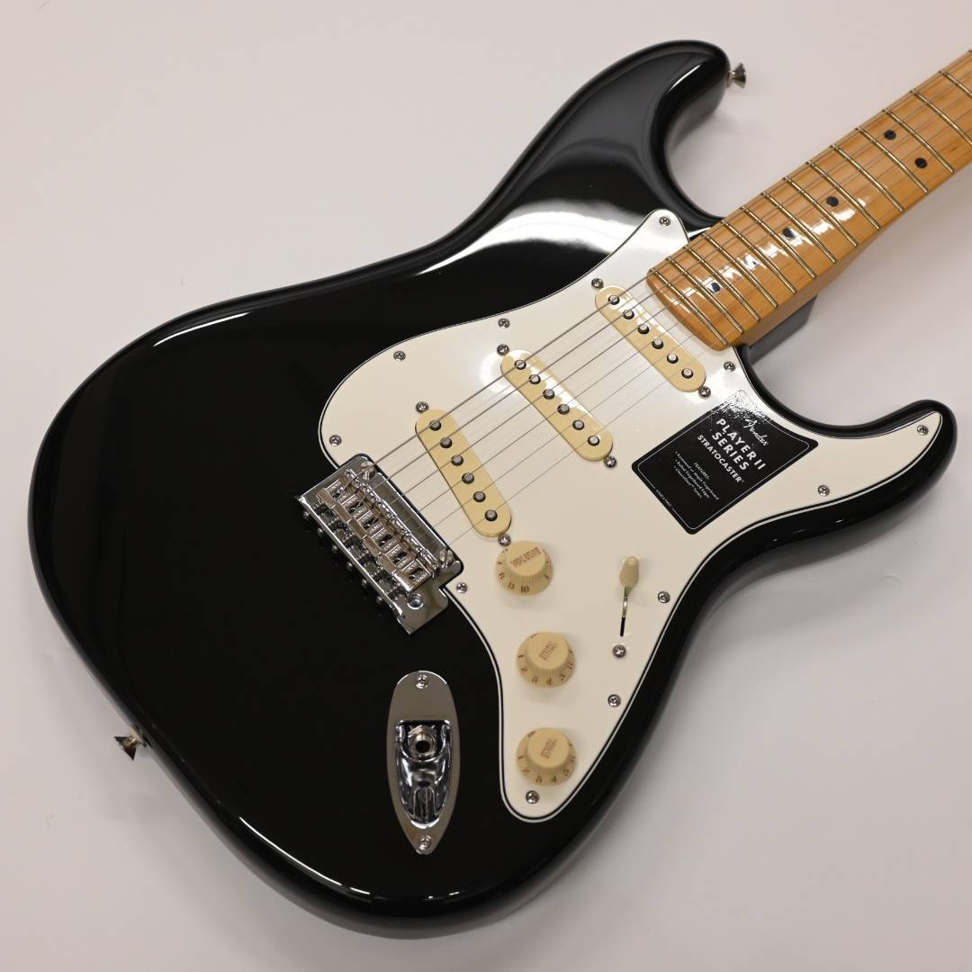 Fender Stratocaster ブラックエレキギター Fender Stratocaster ブラックエレキギター - メルカリ