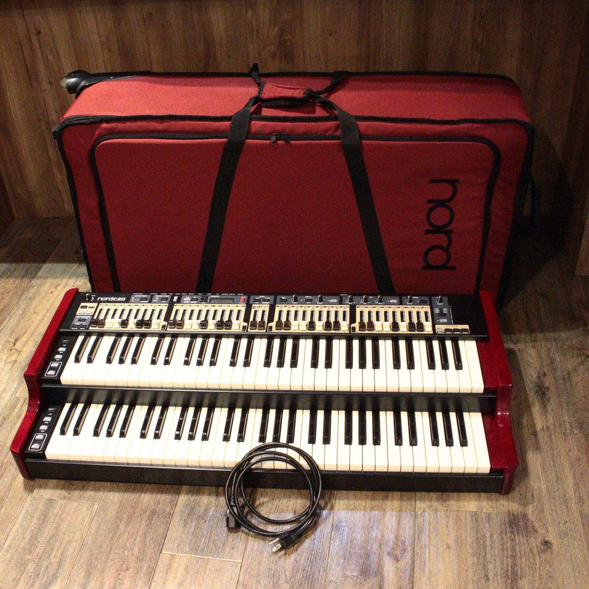 CLAVIA NORD C2D Combo Organ 【渋谷店】（中古/送料無料）【楽器検索