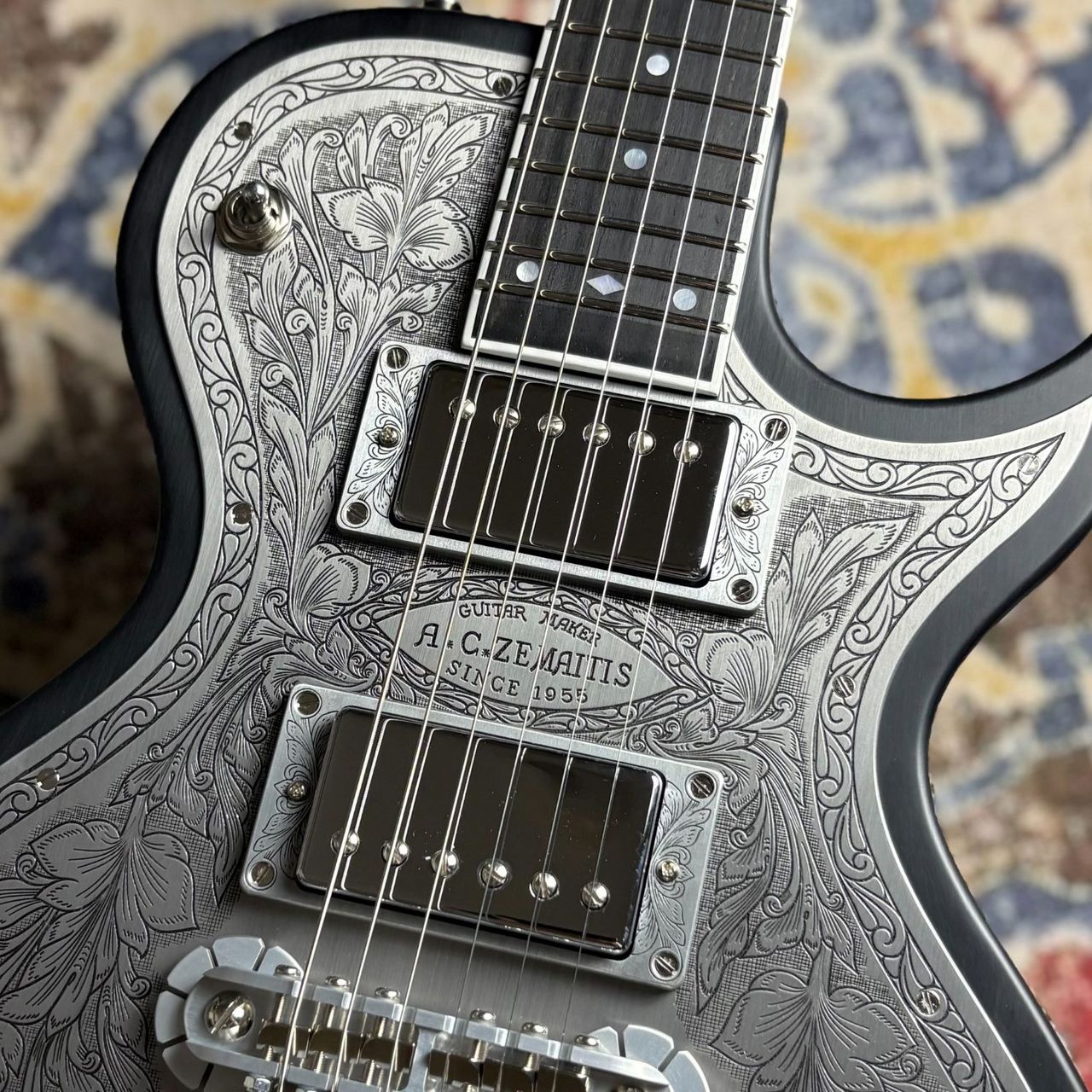 Zemaitis The Portrait Metal Front Hisashi Signature Model Black