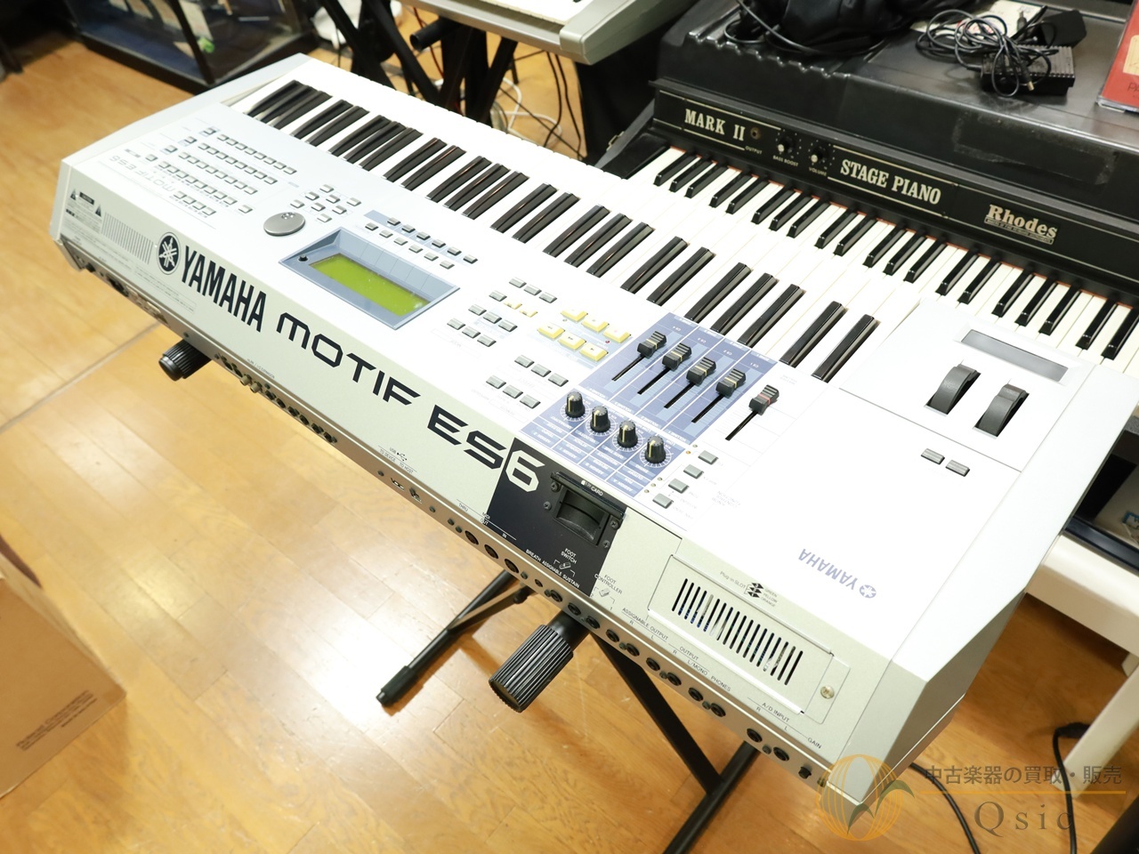YAMAHA MOTIF ES6 [UM727]【神戸店在庫】（中古/送料無料）【楽器検索
