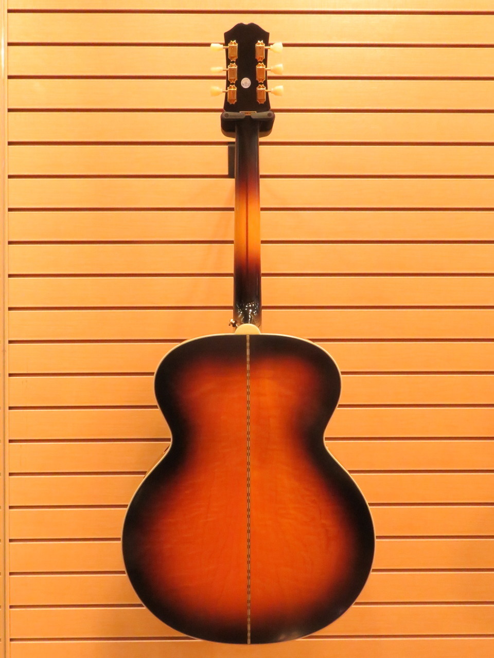 新品 未使用 送料込 Epiphone J-200 Sunburst Gloss Epiphone J-200 Aged Vintage Sunburst Gloss【オール単板】（新品