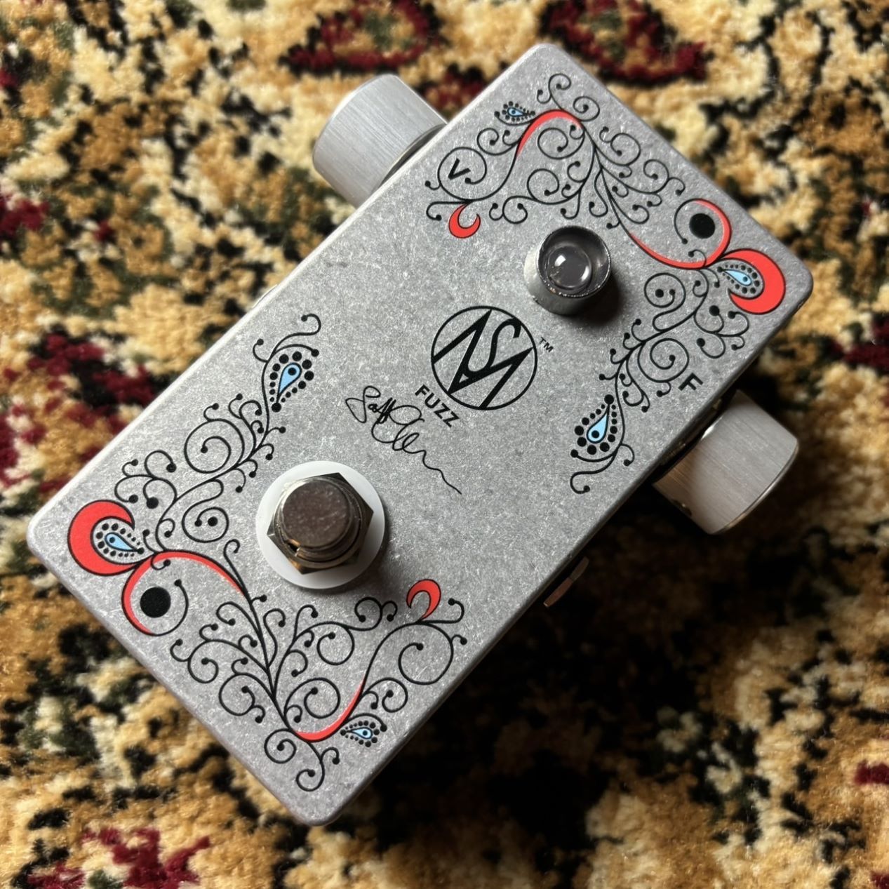 期間限定値下げ　SM Pedals SM Fuzz ファズ SM Pedals SM Fuzz Pedal【傷あり特価！】（新品/送料無料）【楽器検索