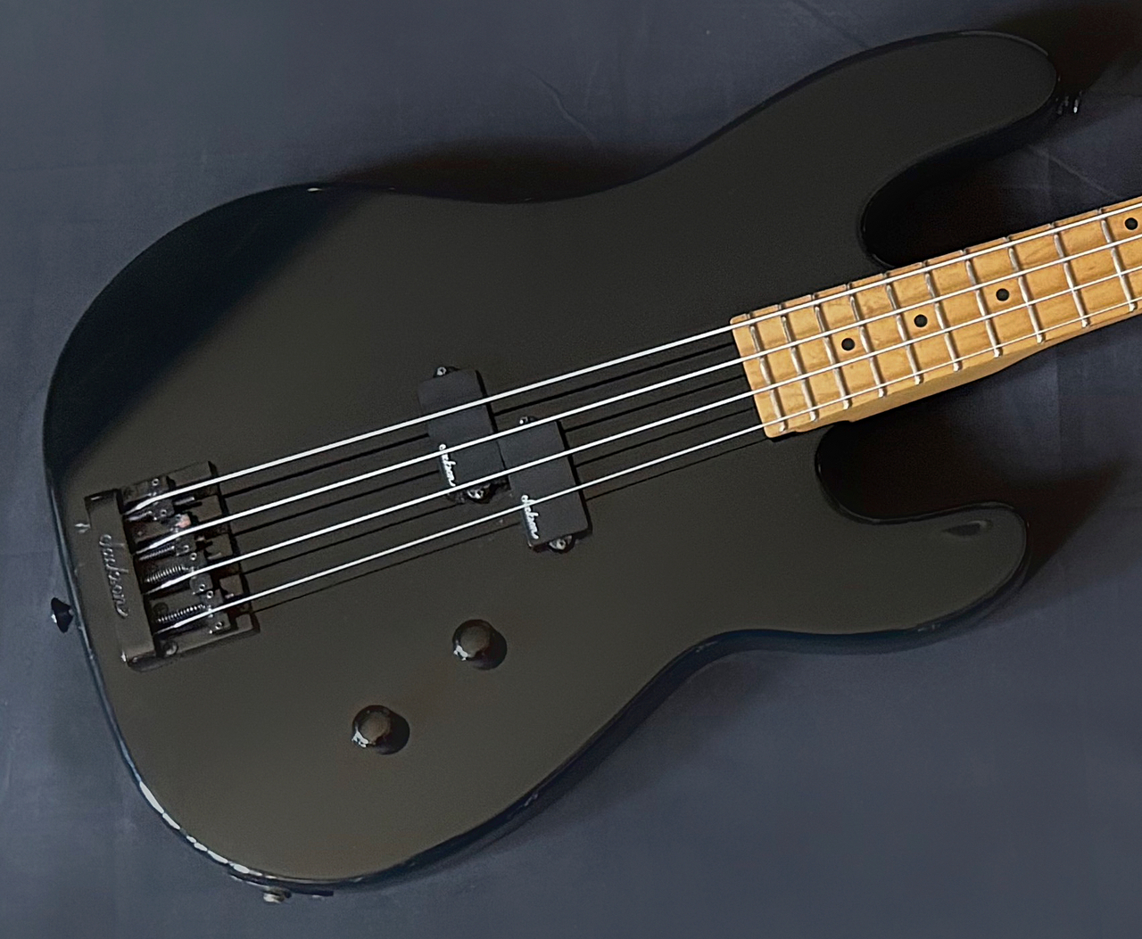 Charvel By Jackson Model 1B（中古）【楽器検索デジマート】