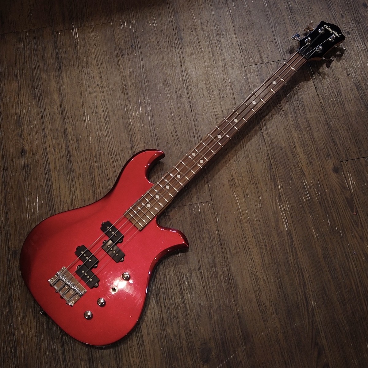 Chatting Bird Electric Bass イーグルシェイプ エレキベース