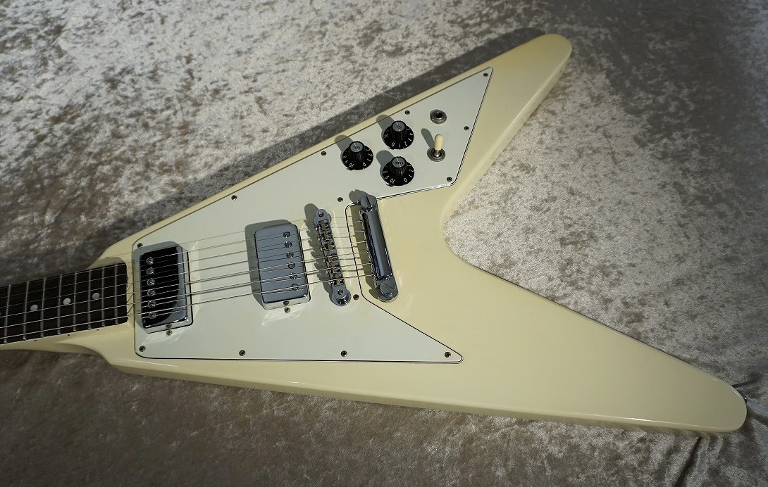 Gibson Gibson Flying V Original White (1975年製Vintage)【G-Club  Tokyo】（ビンテージ/送料無料）【楽器検索デジマート】