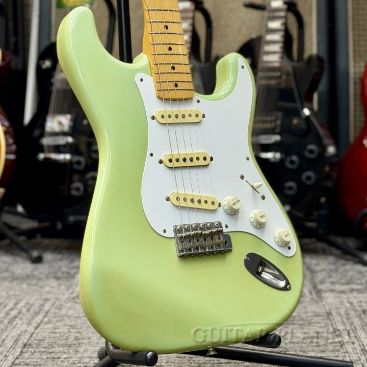 1987年 Fender Japan ST57 Eシリアル（フジゲン製） Fender Japan 1987 ST57-55 -SBL (Sonic Blue)- 【E Serial