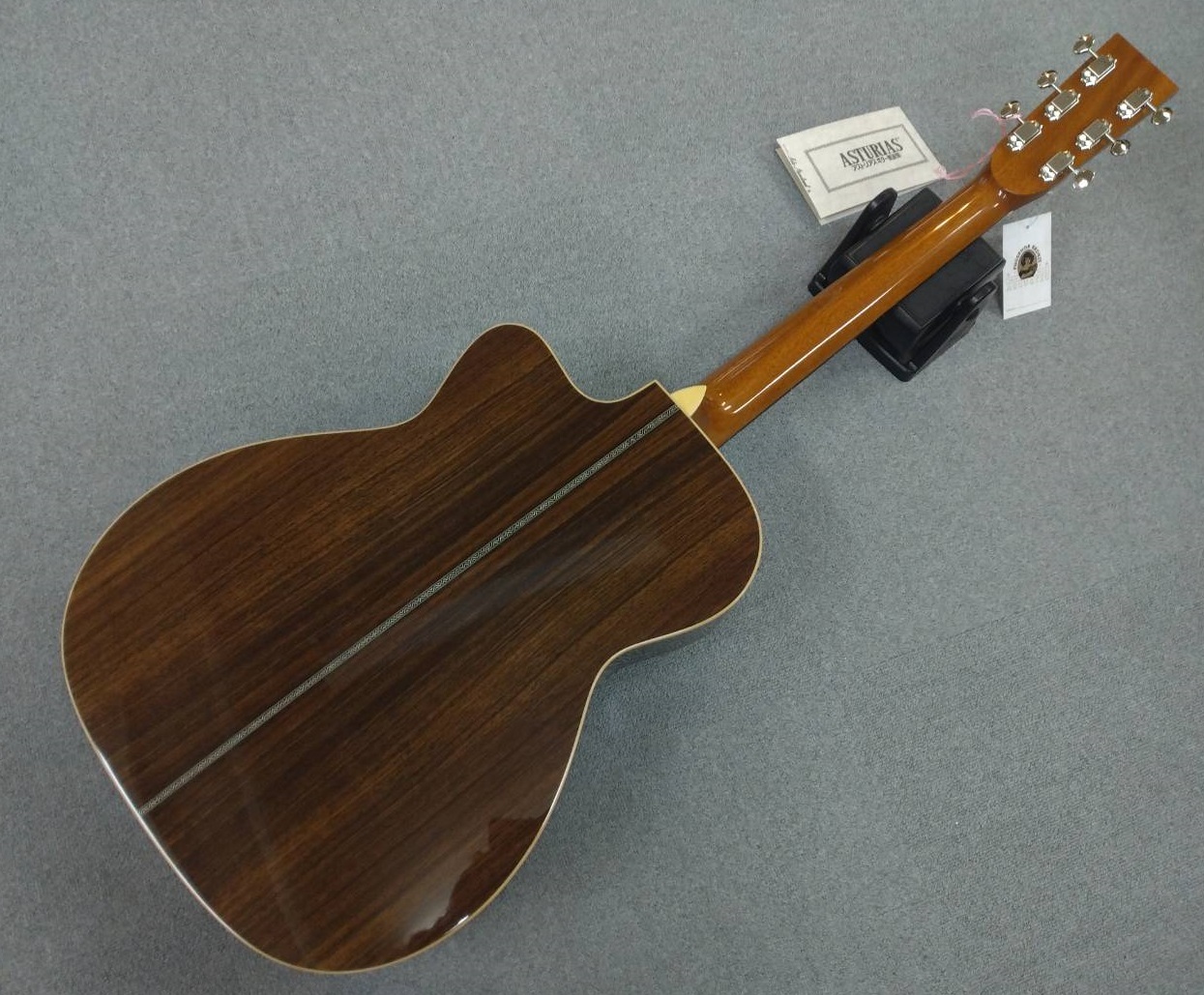 ASTURIAS SOLO STANDARD/S カッタウェイ/ローズウッドボディ