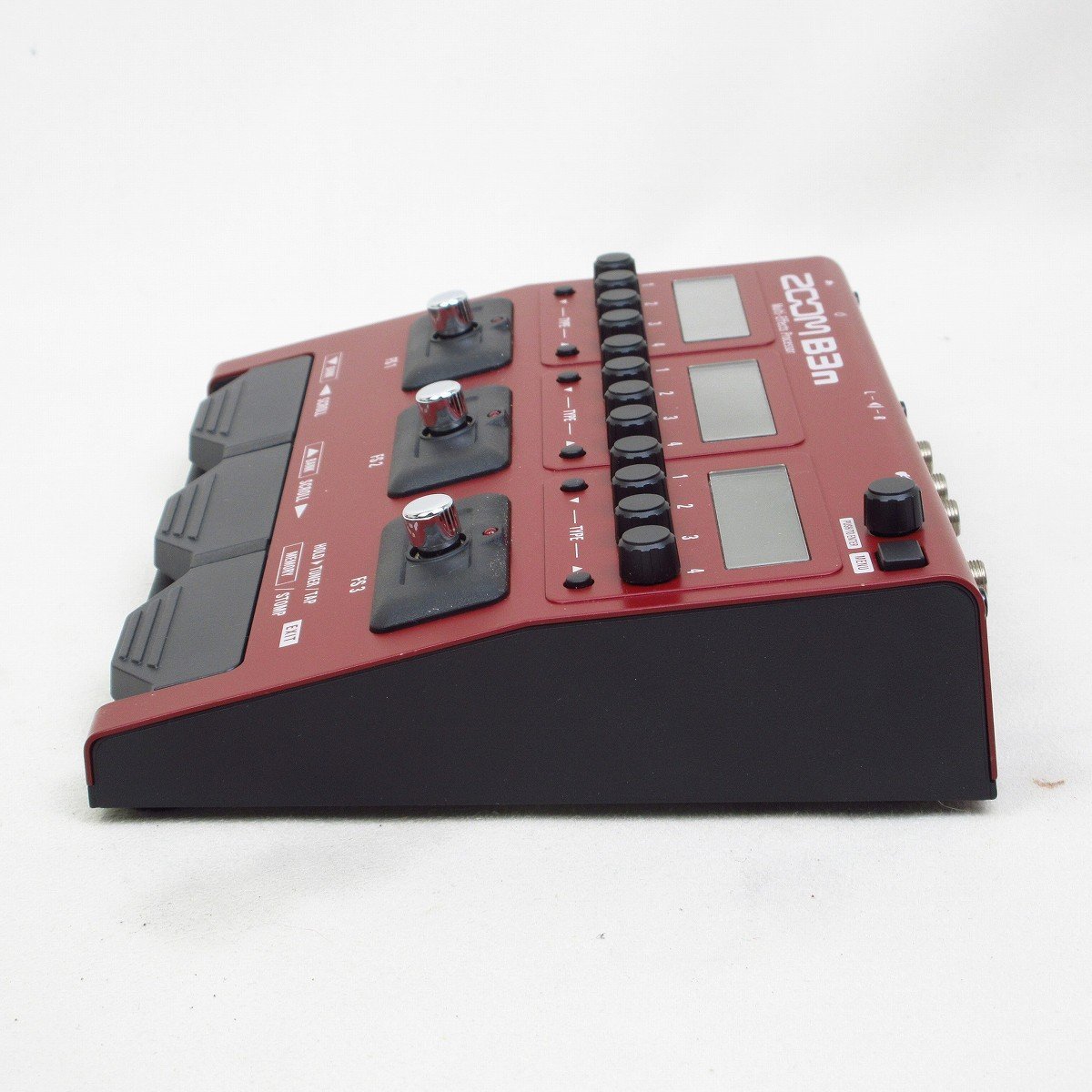 ZOOM B3n Multi-Effects Processor for Bass ベース用マルチ ZOOM B3n Multi-Effects Processor for Bass ベース用マルチ