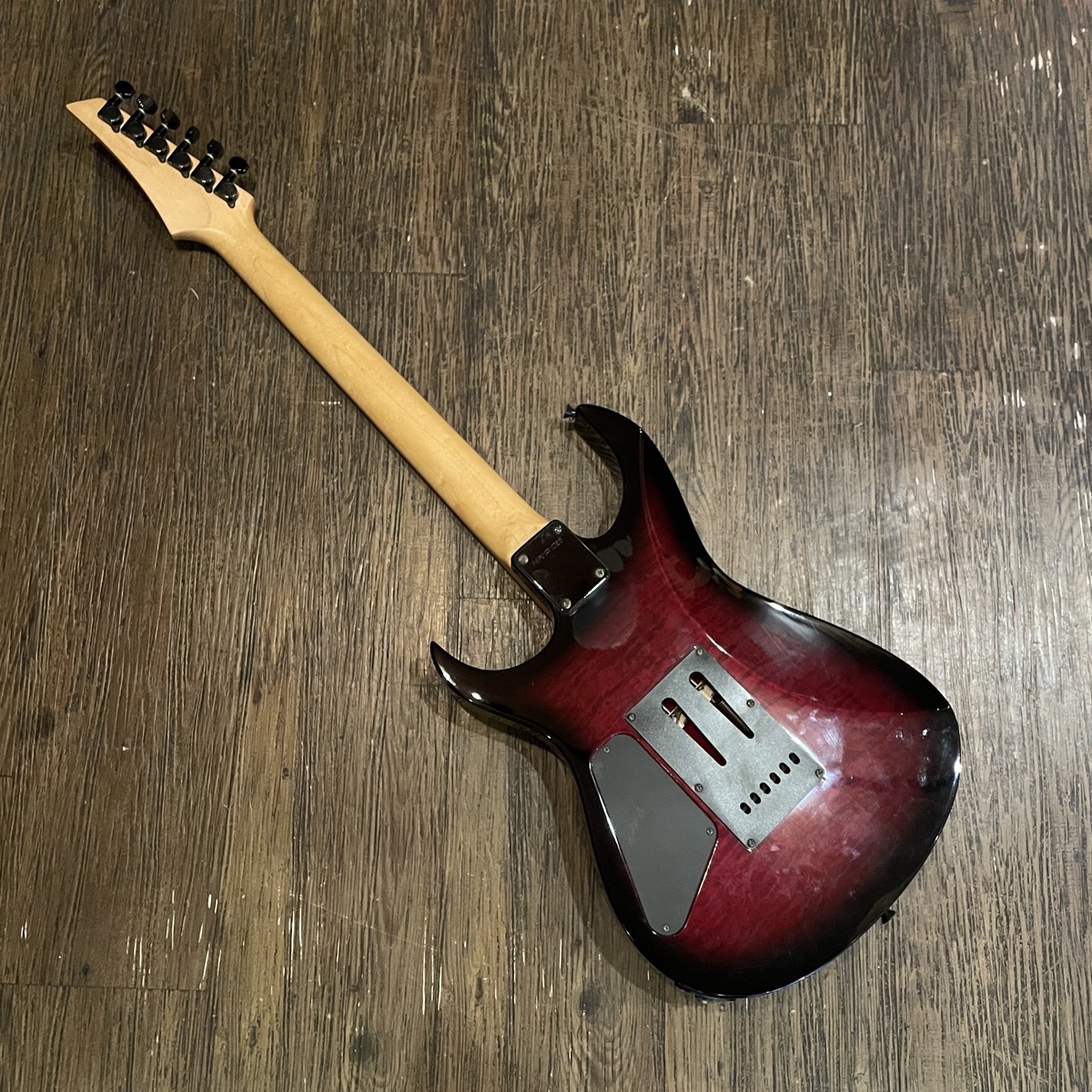 FERNANDES FGZ400 ブラックパーツ仕様 トレモロアーム・ケース付 FERNANDES Fernandes FGZ-400 Electric Guitar エレキギター