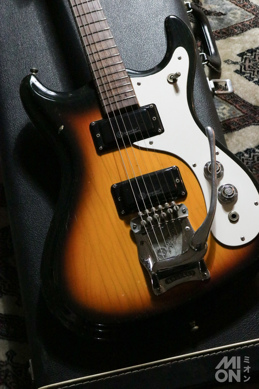 Mosrite Mark V 1966 Sunburst #5064（ビンテージ）【楽器検索デジマート】
