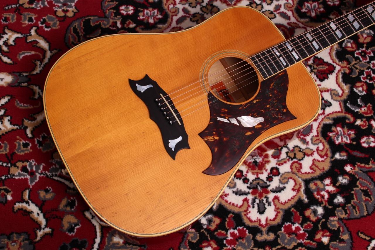 Gibson Dove 1973〜1975 年製 ビンテージ Gibson Dove 1973〜1975 年製