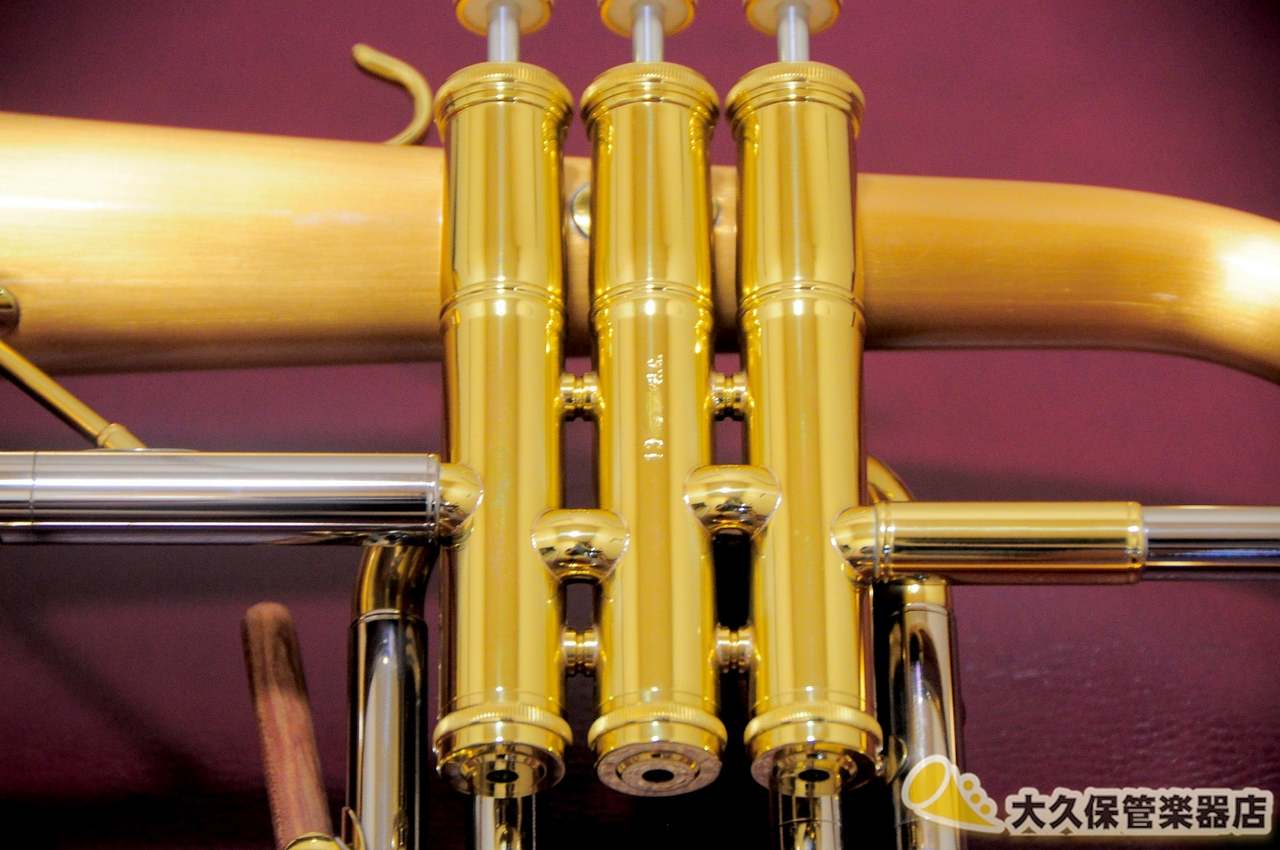 QUEENBRASS クイーン・ブラス Red Brass Satin Bell Lacquer