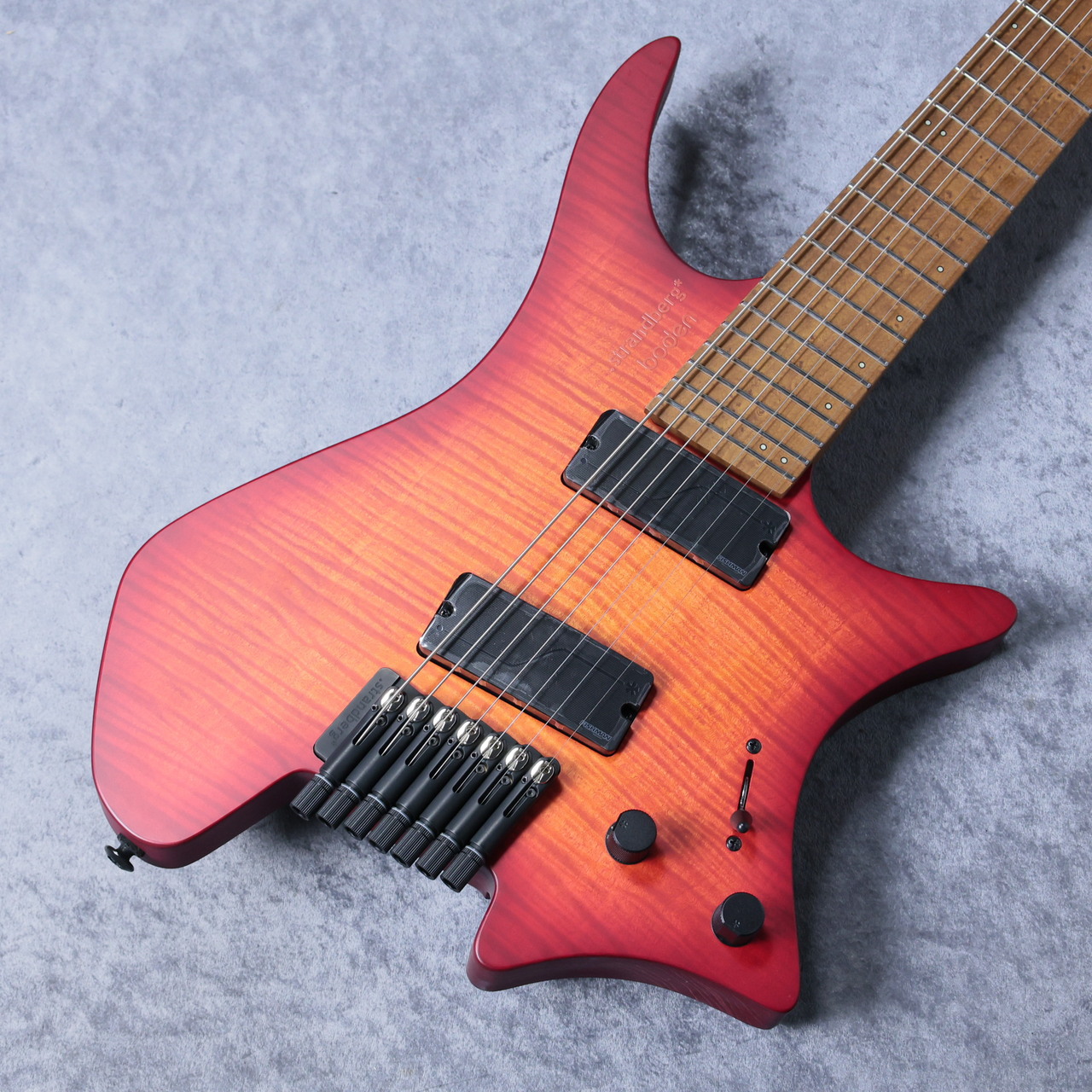 strandberg Boden Original N2.7 「Sunset Coral Burst Satin」7弦