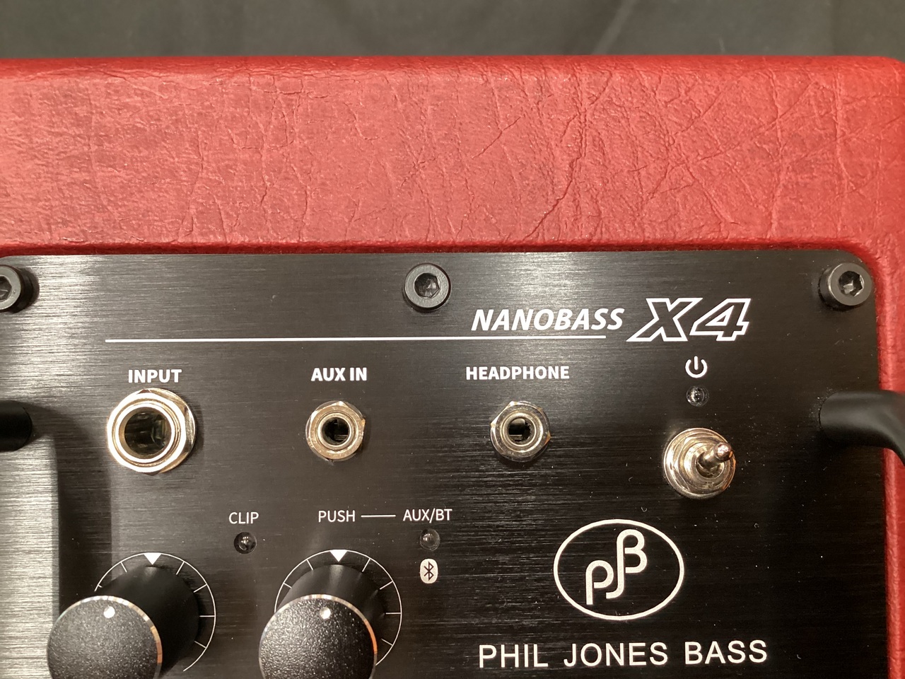 Phil Jones Bass NANOBASS X4/RED（新品）【楽器検索デジマート】