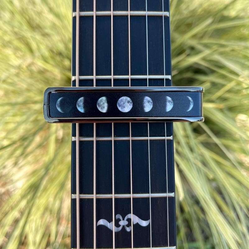 Thalia Capo Black Chrome with Pearl Moon Phase Inlay [リミテッド